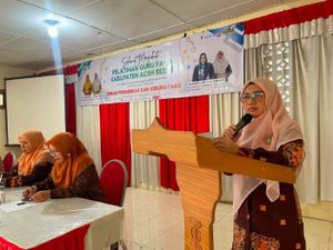 Guru PAUD Jadi Garda Terdepan Wajib Belajar 13 Tahun, Ini Pesan Bunda PAUD Aceh Besar