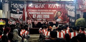 PDIP Sleman Ajak Ratusan Gen Z Peringati Malam Kudatuli Tahun ke-30 Lewat Teatrikal dan Diskusi : Demi Politik yang Baik untuk Masa Depan