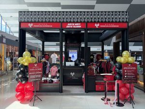 Bandara Sentani Resmikan Store Merchandise Persipura Experience