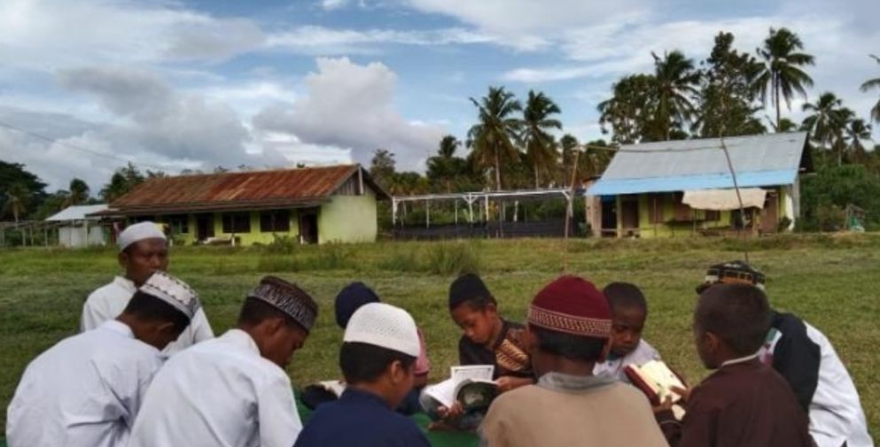 Ramadan di Kampung Namlea Maluku: Tradisi, Solidaritas, dan Hangatnya Kebersamaan di Pulau Buru