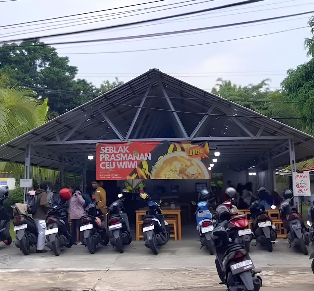 Pecinta Pedas Merapat! Ini 5 Seblak Prasmanan dengan Rating Tertinggi di Jakarta Timur yang Wajib Kamu Coba
