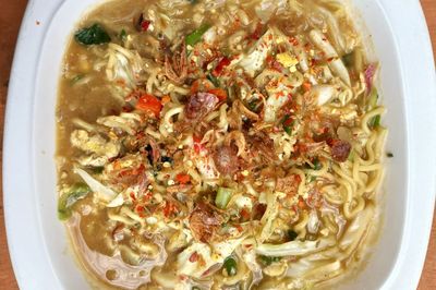 Resep Bikin Mi Nyemek Seblak Spesial ala Chef Martin Praja yang Cocok Disantap di Cuaca Hujan Begini