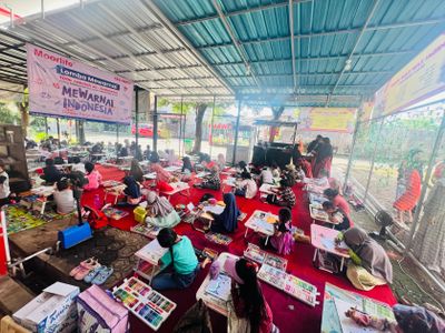 Warna-Warni Tanpa Sekat: Lomba Mewarnai Ini Jadi Ajang Anak Difabel Tunjukkan Diri