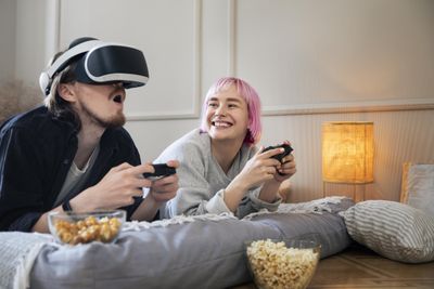 Kenapa Gamer Mayoritas Cowok? Ini Penjelasan Sains dan Budaya yang Jarang Dibahas