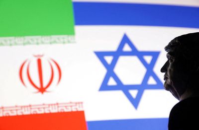 Presiden Donald Trump Disebut Setuju Bantu Israel Serang Iran: Awal Perang Dunia III?