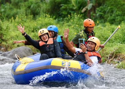 Pesona Sungai Badeng, Surga Alam Banyuwangi ala Swiss di Lereng Gunung Raung