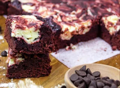 17 Ide Nama Usaha Brownies Red Velvet Kekinian, Bikin Dagangan Laris Auto Cuan!