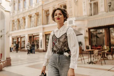 5 Zodiak yang Paling Fashionable dan Selalu Tampil Stylish