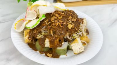 Cara Mudah Membuat Tahu Tek Lumajang, Gurih Pedas dan Kaya Rasa