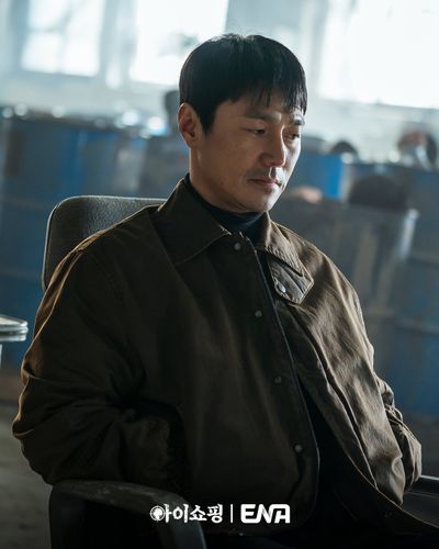 Drama Baru ENA The Defects Ungkap Potret Emosional Choi Young Joon Jelang Penayangan