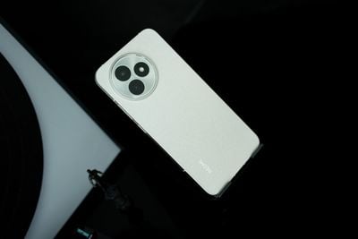 Xiaomi 15T akan  Bawa Dimensity 9400+ dan Pengisian Cepat 100W ke Pasar Global