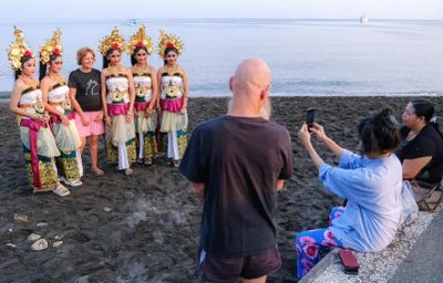 Gerakan Wisata Bersih di Lovina Dukung Pariwisata Merata dan Berkelanjutan