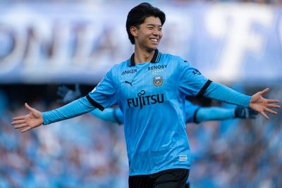 Tottenham Hotspur Tiba-Tiba Rekrut Bek Tengah Timnas Jepang yang Bermain saat Membantai Indonesia 6-0