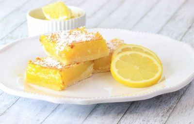 Camilan Kue Lemon Segar: Resep Lemon Squares Praktis dan Lezat untuk Semua Usia