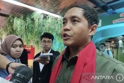 Menhut Soroti Meninggalnya Pendaki Brasil di Rinjani, Minta Wisatawan Patuhi Grup Pendakian