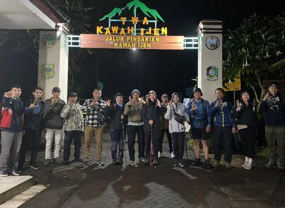 Kisah Perjalanan Keponakan Raja Thailand: Terpukau Api Biru Ijen dan Temukan Kedamaian di Banyuwangi