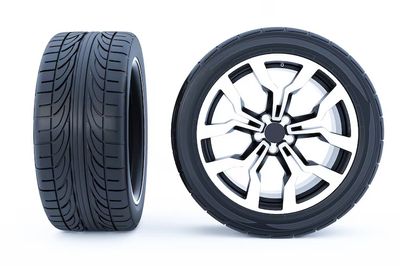 5 Cara Merawat Ban Mobil Tubeless dan Tube Type agar Tidak Cepat Rusak