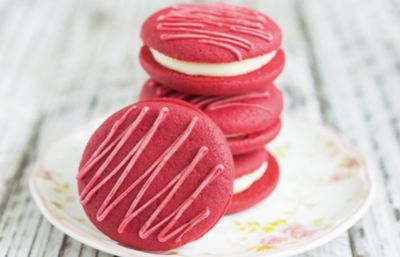 17 Ide Nama Usaha Macaron Red Velvet yang Aesthetic, Unik, dan Bikin Laper Mata!
