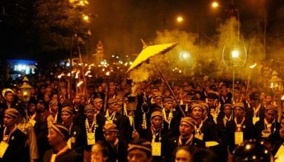 Malam 1 Suro 2025: Malam Sakral Sarat Mitos, Ini Tradisi dan Maknanya bagi Masyarakat Jawa