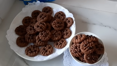 Bikin Cookies Cokelat Chocochips Seenak Toko Kue, Cuma Pakai Bahan Rumahan