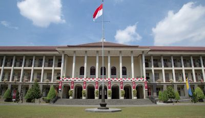 5 Jurusan Unik di Indonesia 2025: Sains Atmosfer IPB hingga Robotika UGM