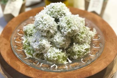 Resep Klepon, Jajanan Tradisional Manis dengan Isian Gula Merah
