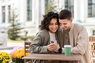 5 Zodiak Cewek yang Dikenal Paling Posesif dan Cemburuan Saat Pacaran