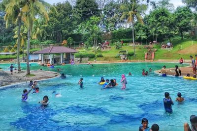 5 Kolam Renang di Cimanggis Depok yang Cocok untuk Liburan Keluarga