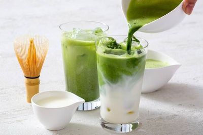 30 Ide Caption Aesthetic untuk Foto Matcha di Kafe