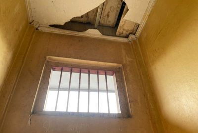 Napi Kasus Curanmor di Sinjai Kabur usai Bobol Plafon Sel Isolasi