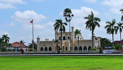 Wisata Sejarah dan Budaya: Istana Siak Tetap Jadi Primadona Riau