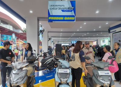 Motor Terbaru Mejeng di Jakarta Fair 2025, Skutik hingga Motor Trail
