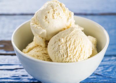 17 Ide Nama Usaha Es Krim Vanila yang Bikin Lidah Lumer dan Branding Makin Nempel