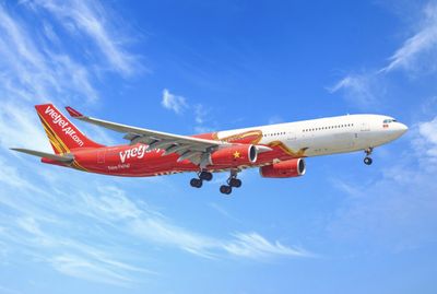 Ramah Lingkungan! Minyak Jelantah Jadi Tenaga Terbang Vietjet