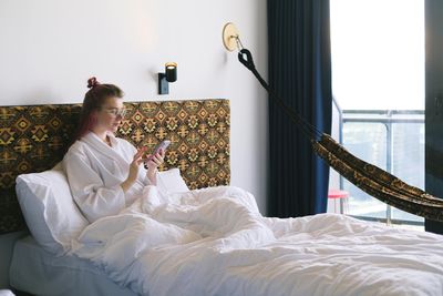 6 Bahaya WiFi Hotel yang Sering Diabaikan Traveler, Waspada!