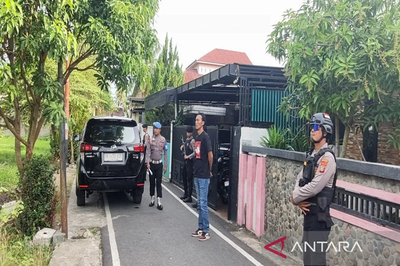 KPK Geledah Rumah Kadis PUPR Mandailing Natal, Diduga Terkait Kasus Korupsi Jalan