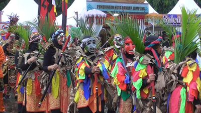 Festival Krakatau 2025 di Lampung, Ada Penampilan Karnaval Topeng Menarik Perhatian!