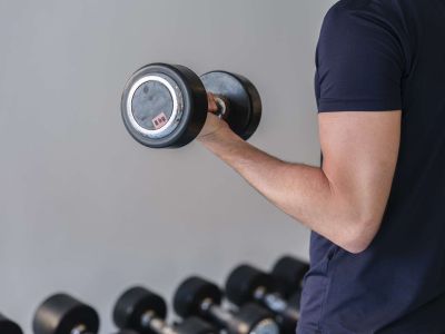 Kardio vs Angkat Beban: Mana yang Lebih Efektif untuk Menurunkan Berat Badan?