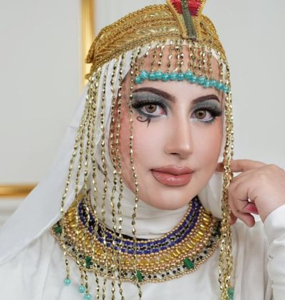 Cosplay Cleopatra, Selebgram Tasyi Marah Disebut Mirip Bunda Elfy