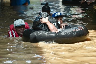 Hampir Seribu Orang Mengungsi Akibat Banjir Jakarta, BPBD Siapkan Kebutuhan Dasar