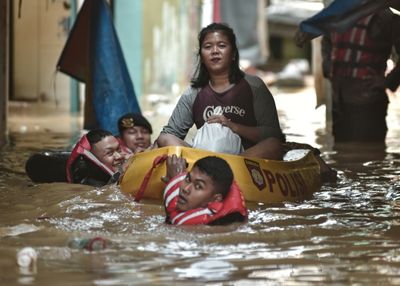 Jakarta Gak Berdaya Hadapi Banjir, Gubernur Pramono Minta Maaf dan Akui Kewalahan