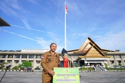 Viral di Dunia, Bocah Penari Pacu Jalur Resmi Ditetapkan sebagai Duta Pariwisata Riau