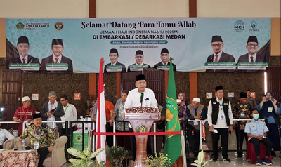 Kepulangan Jemaah Haji Paluta Disambut Haru oleh Pemprov Sumut