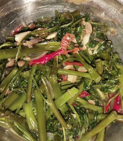 Resep Praktis Tumis Kangkung Tauco, Masakan Rumahan yang Cepat dan Nikmat!