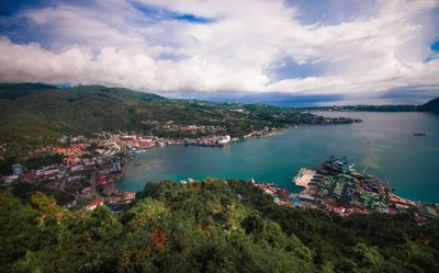 Bukan Sekadar Noken! 6 Oleh-Oleh Jayapura Anti-Mainstream yang Wajib Masuk Koper