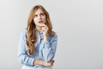 5 Zodiak yang Paling Imajinatif dan Sering Berkhayal Diam-Diam