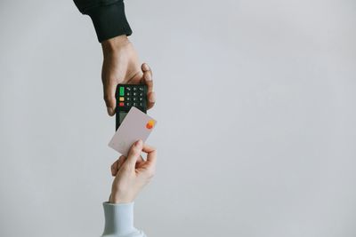 4 Tips Bijak Ambil Cicilan HP Tanpa Ganggu Keuangan
