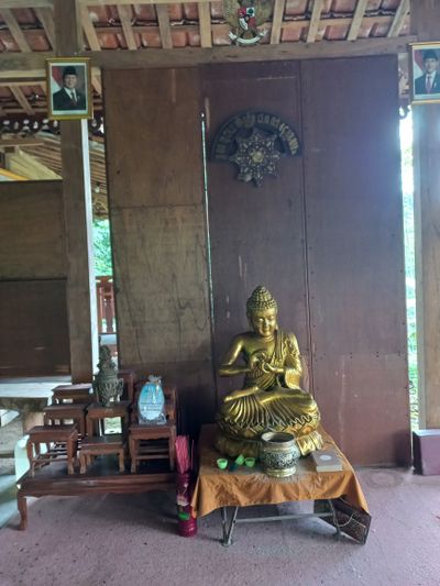 Vihara Sima 2500 Buddha Jayanti: Tempat Suci di Bukit Kasap yang Pernah Ditetapkan Sebanding Borobudur