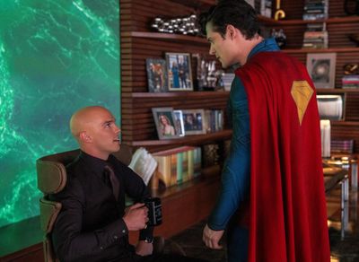 Debut Superman Raih Pendapatan Fantastis, James Gunn Sukses Hidupkan Kembali Ikon DC