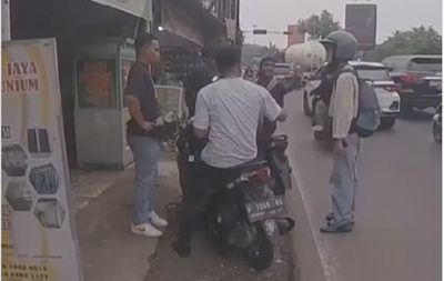 Viral Aksi Rombongan Debt Collector Hentikan Pemotor di Simpang Perkapuran, Polres Depok Turun Tangan